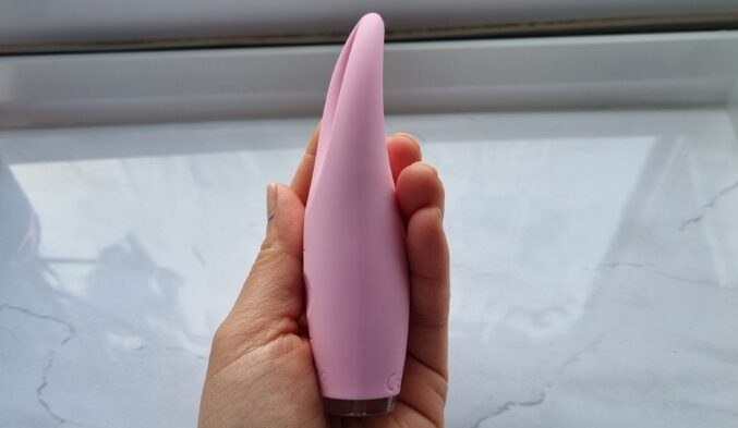 FOREO Iris review side view